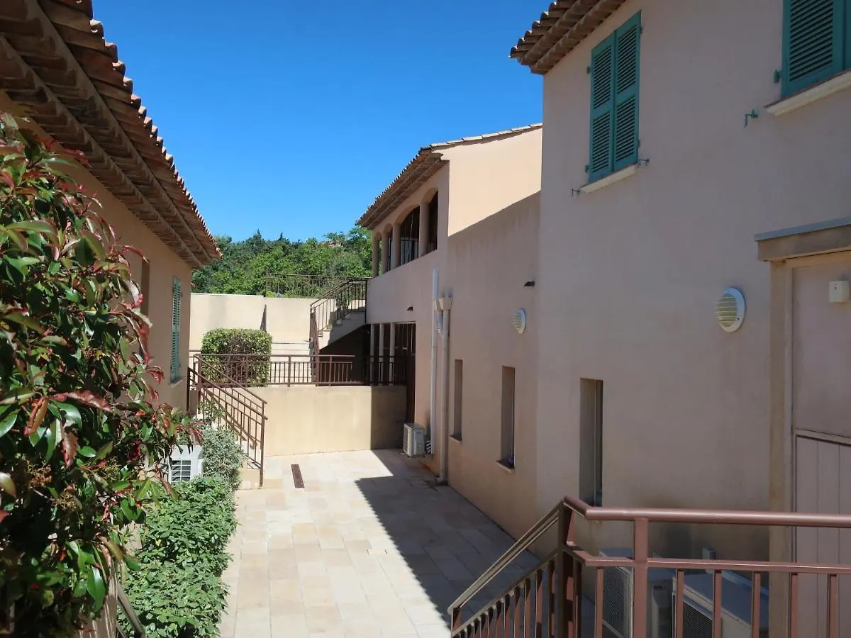 Apartment Les Terrasses De Grimaud By Interhome