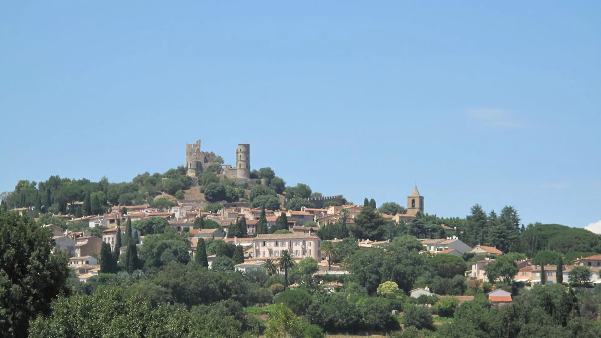 Apartment Les Terrasses De Grimaud By Interhome